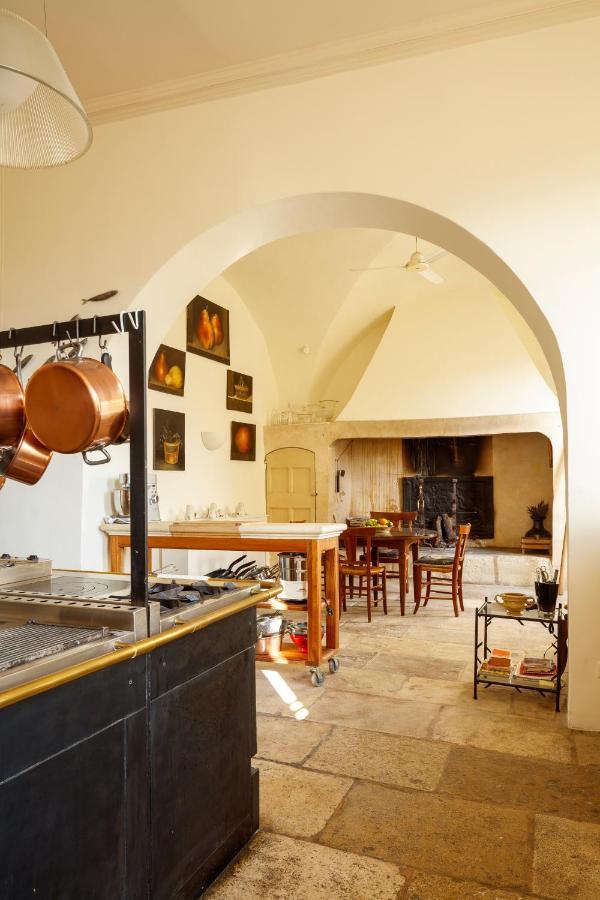 Hotel Particulier De Tingry - Pierres D'Histoire Menerbes Bagian luar foto